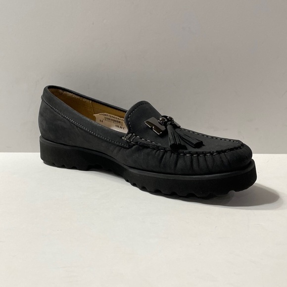 Wirth "NWOB" Women's Gray Suede Tassel Slip On Original Moccasin Loafers Sz 5.5 - Picture 1 of 11